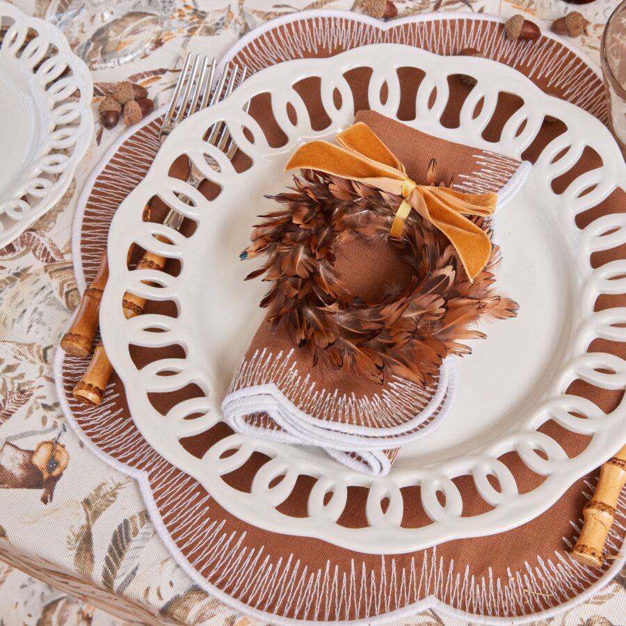 Fidino Elegant White Lace Dinner Plates – Set of 4 - Image 15