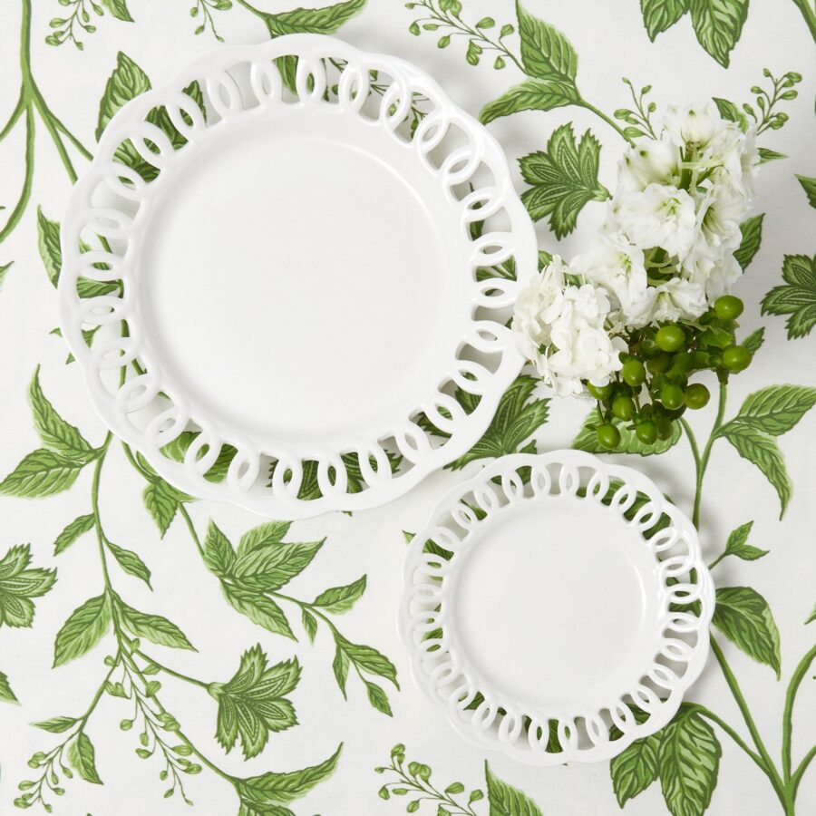 Fidino Elegant White Lace Dinner Plates – Set of 4 - Image 11