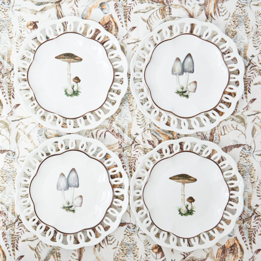 Fidino Elegant White Lace Dinner Plates – Set of 4 - Image 17